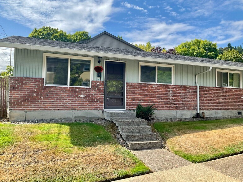 Building Photo - 434 S Idaho St