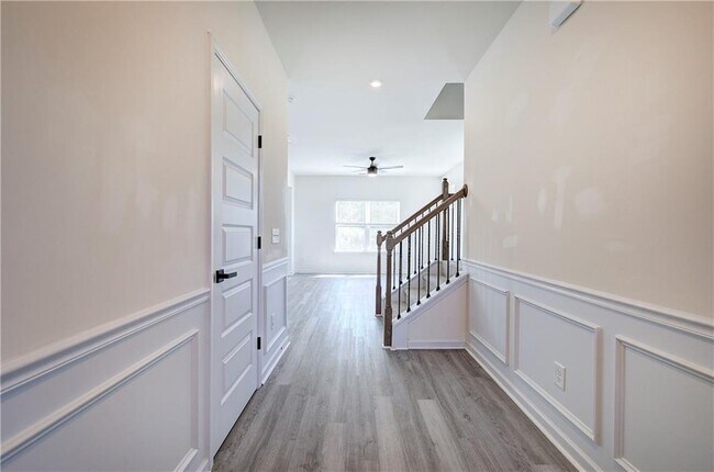 Building Photo - 10 Eagle Dr