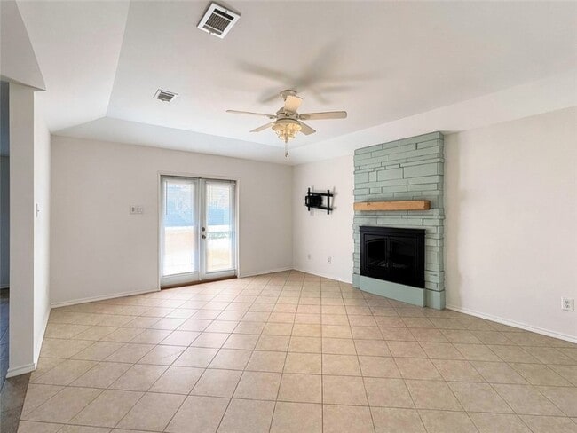 Building Photo - 15334 Barataria Dr