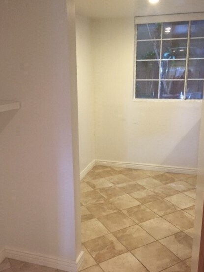 Building Photo - 201 Moonstone St