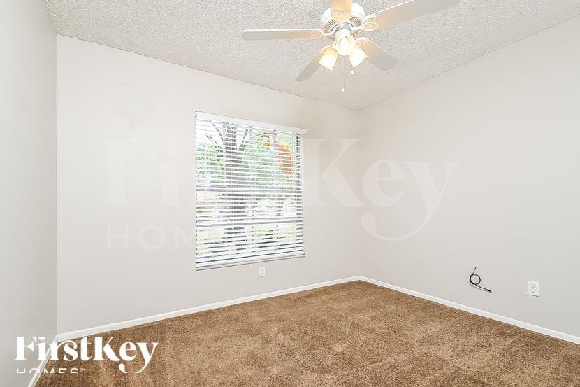 Building Photo - 1807 Greenwood Valley Dr