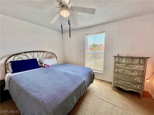 Building Photo - 12638 Kenwood Ln