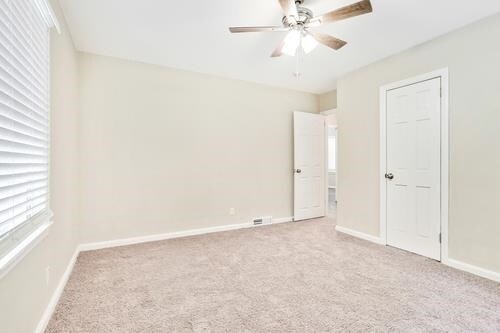 Building Photo - 2234 Holly Hill Dr