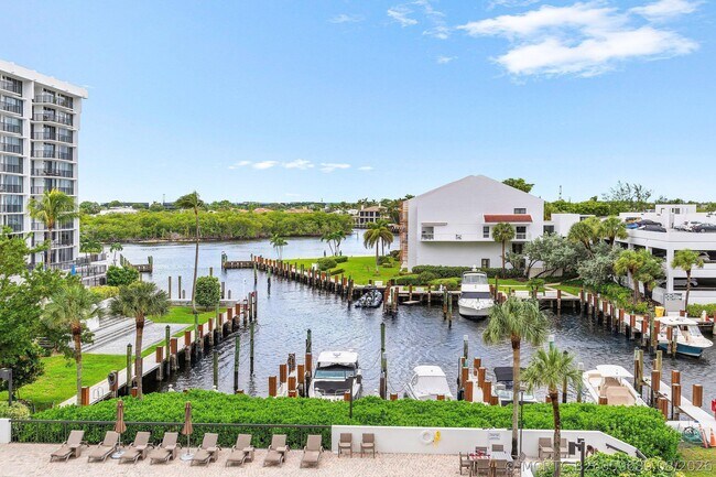 Building Photo - 4748 S Ocean Blvd