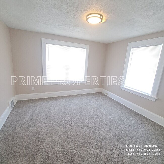 Building Photo - 944 Bloomfield Ave