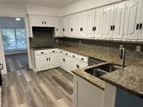 Building Photo - 7745 Dentcrest Dr