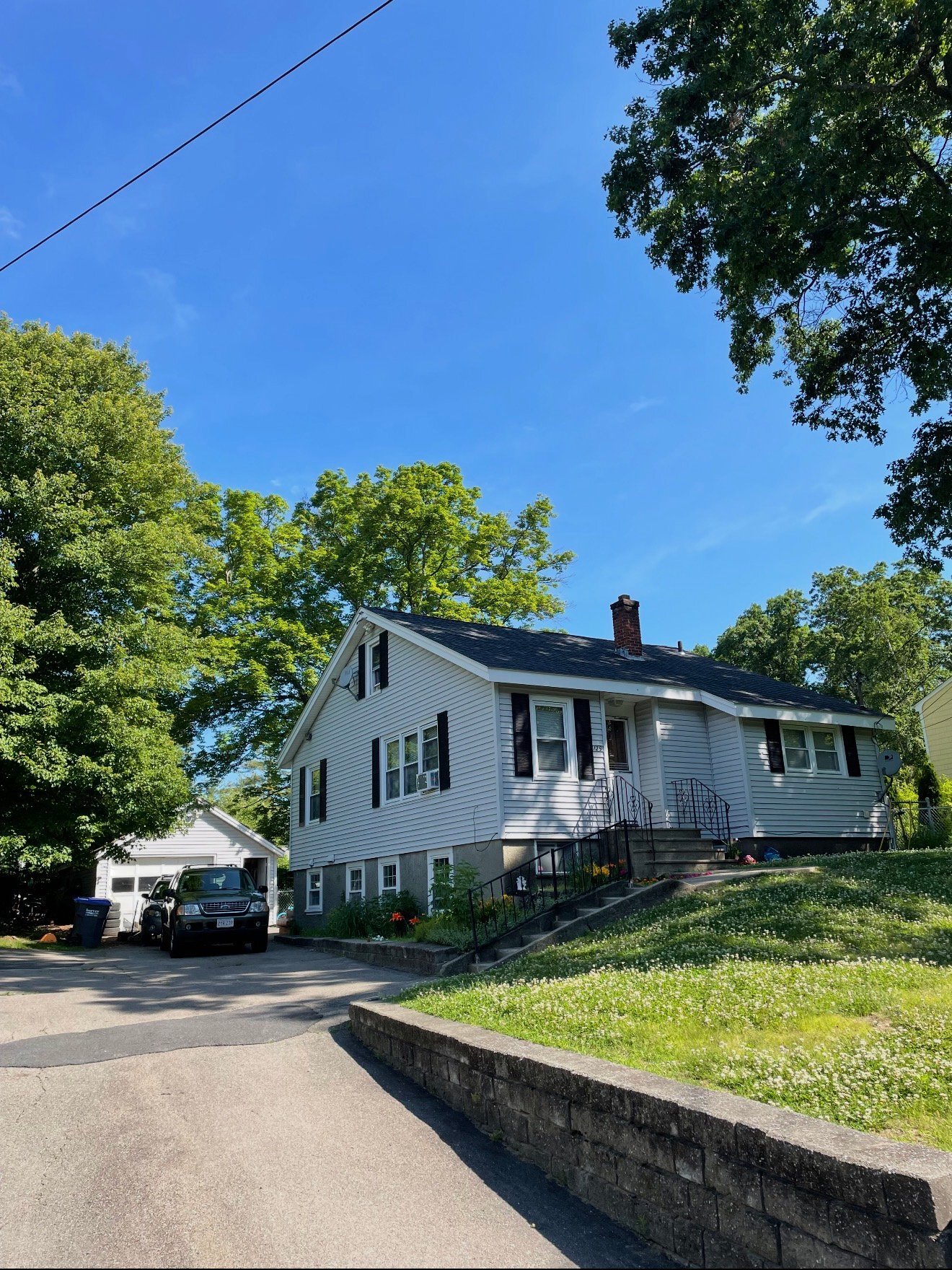 Building Photo - 129 Sterling Rd