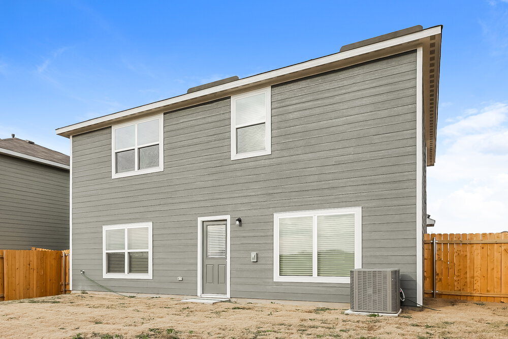 Building Photo - 9609 Klondike Dr