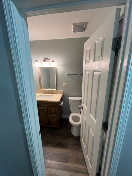 Building Photo - 5360 Misty Ln