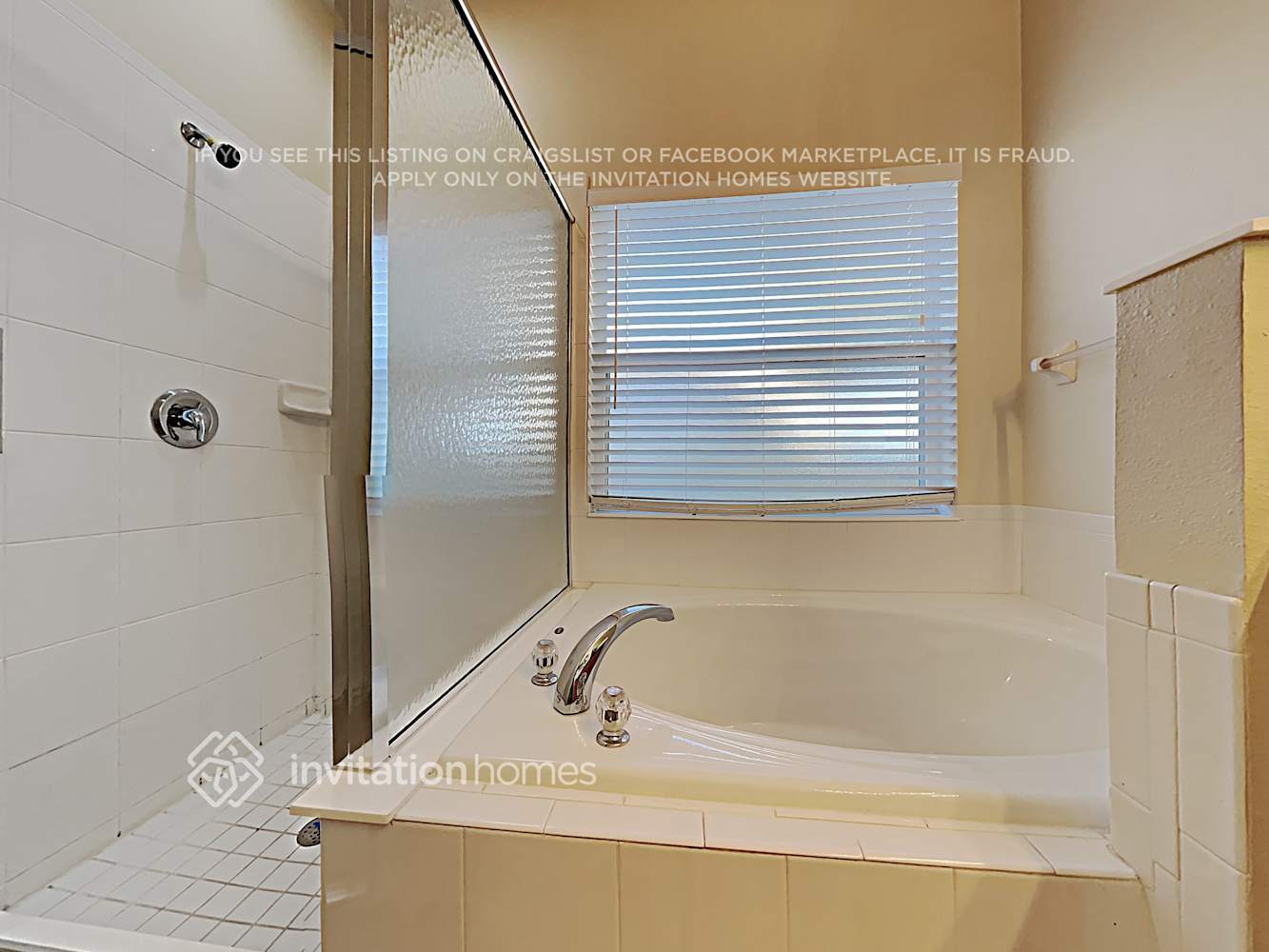 Building Photo - 26012 Singing Lark Ct