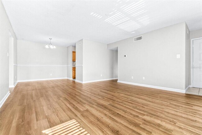 Building Photo - 13287 Arbor Pointe Cir