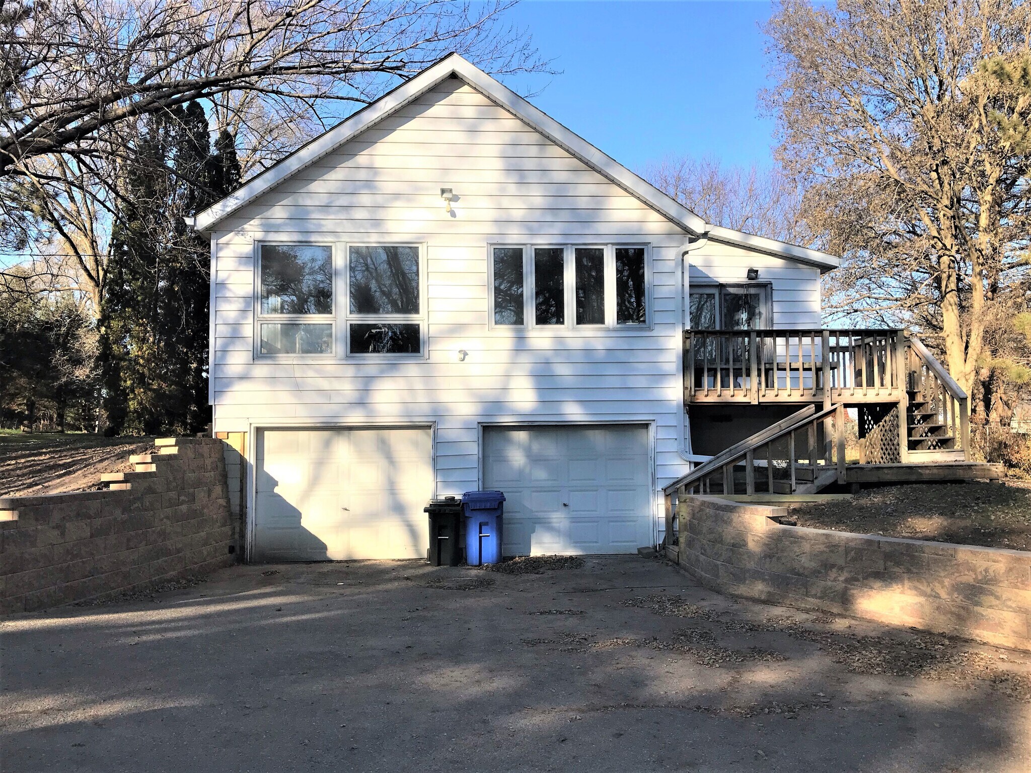 Building Photo - 5257 Irish Ln