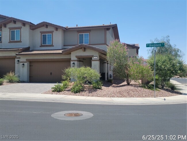 Building Photo - 338 Brockbank Pl
