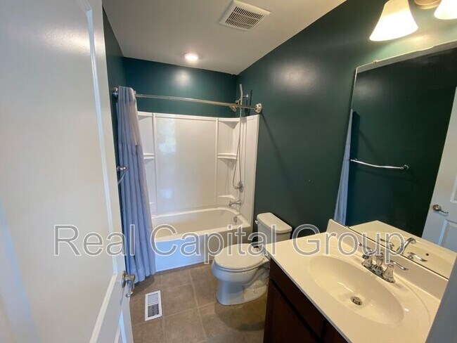 Building Photo - 4275 Arthur Ct