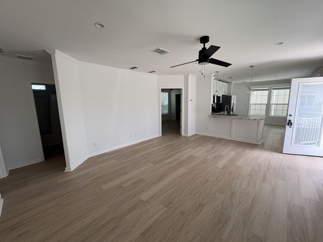 Building Photo - 1646 Voyager Dr