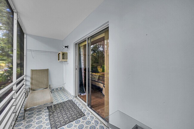 Building Photo - 371 Durham Cir