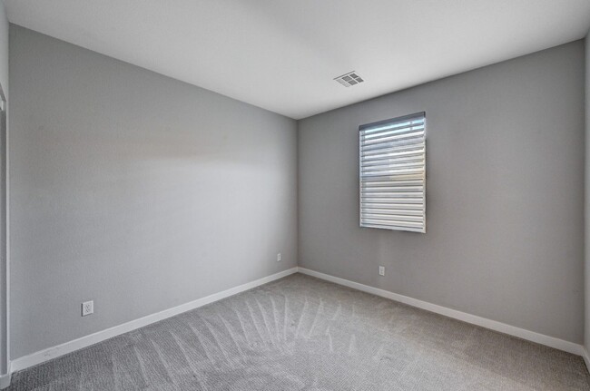 Building Photo - STUNNING 2 Story, 3 Bedroom Home in INSPIR...
