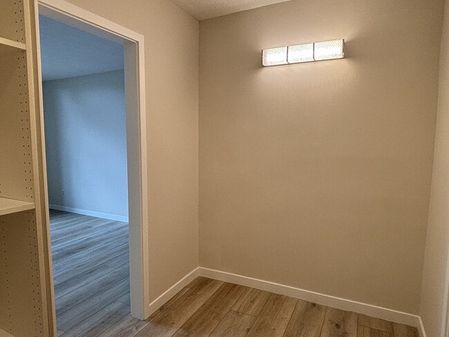 Building Photo - 4771 Stansbury Ln