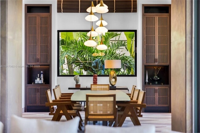 Building Photo - 200 W Rivo Alto Dr