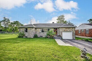 Building Photo - 2 Bedroom in Dayton!!