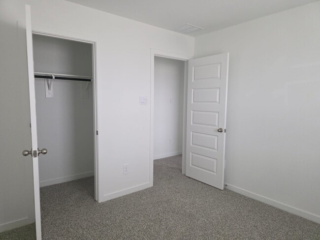 Building Photo - 2803 Lisburn Ter Ln