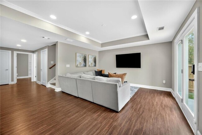 Building Photo - 2675 Sugar Mill Dr SE