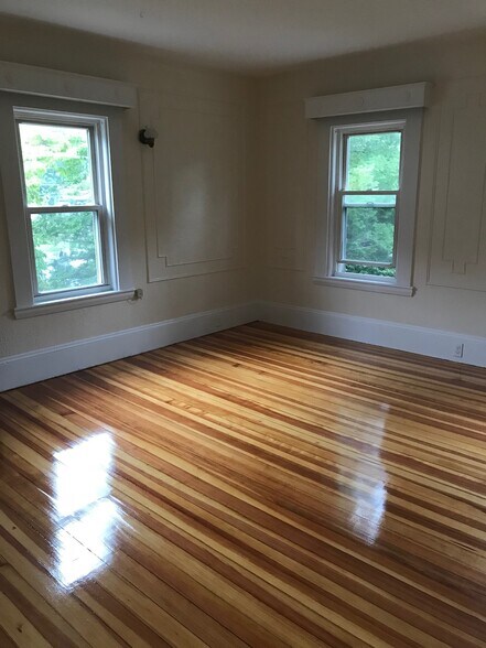 Building Photo - 4 Waban St