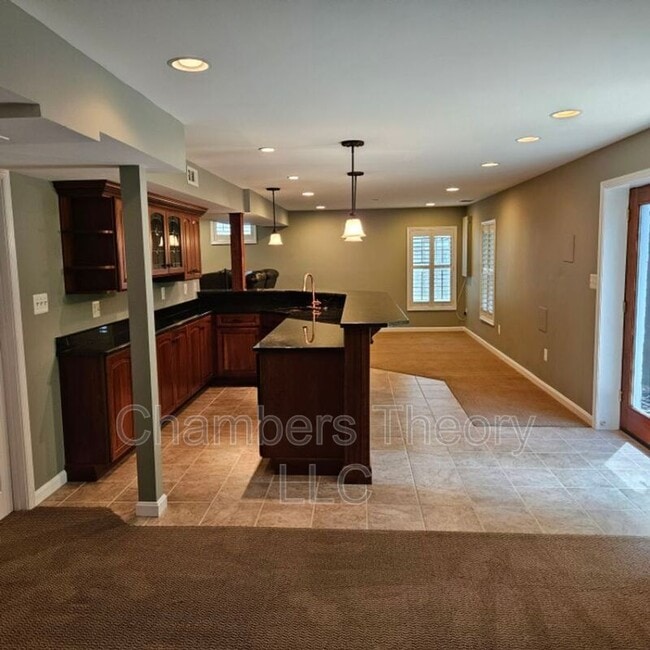 Building Photo - 8315 Argent Cir