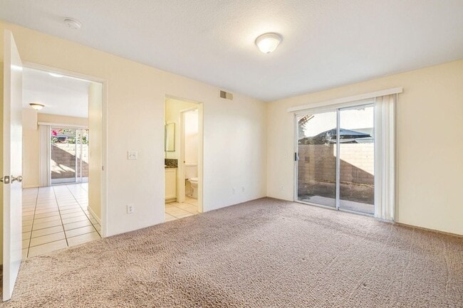 Building Photo - Spacious 4BR Home with Main-Level Primary Suite & No HOA!