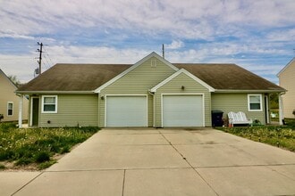 Building Photo - 412/414 Brookmont Drive