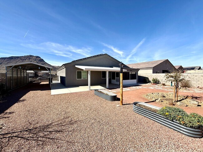 Building Photo - Beautiful 2023 Build | 3 Bed, 2 Bath | Solar + Premium Upgrades | Landscaping Included