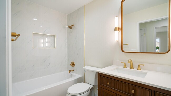 Building Photo - 48509 Calle Carmello