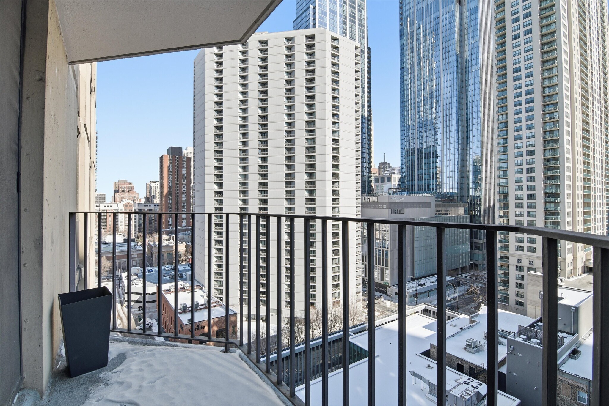 Balcony - 70 W Huron St