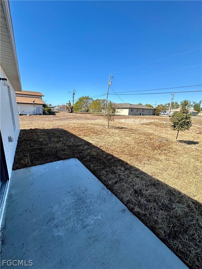 Building Photo - 1131 SW 16th Terrace