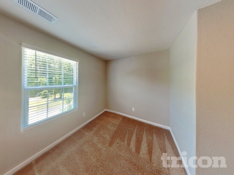 Building Photo - 85 Parkers Gate Dr