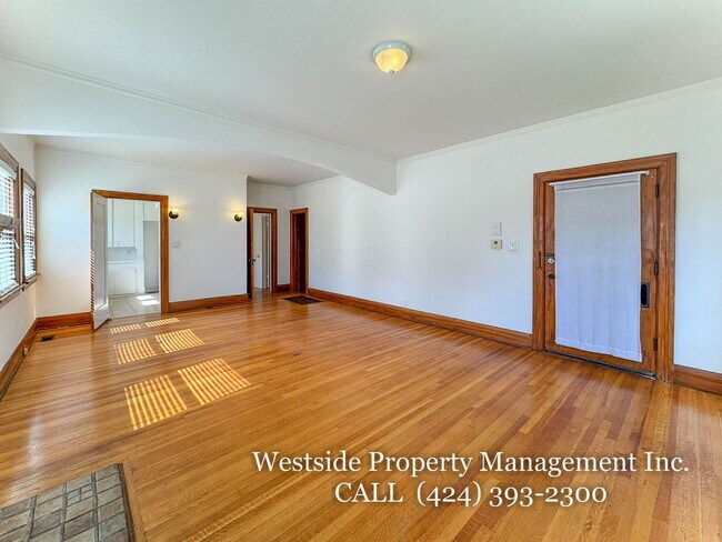 Building Photo - 1315-1317 1/2 N. Stanley Ave.-1315