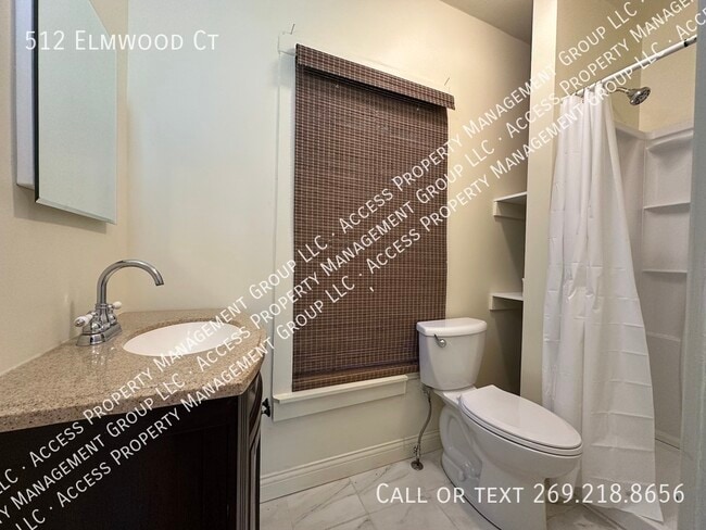 Building Photo - 512 Elmwood Ct
