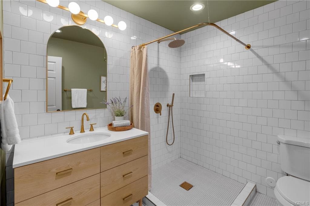 Building Photo - 1123 E Ocean Blvd