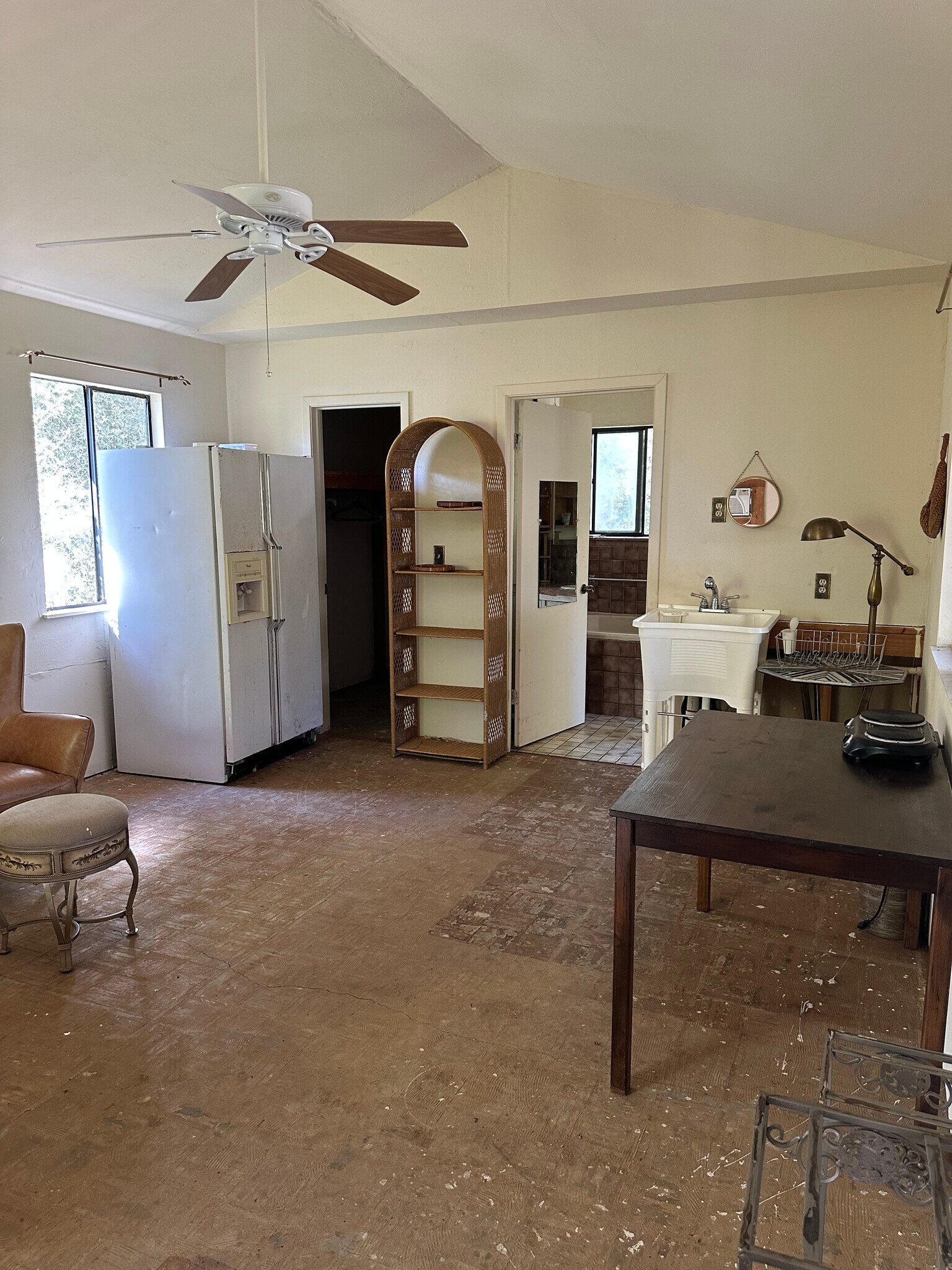Electric 2 burner stove, sink fridge and shelves - 3037 County Road 329