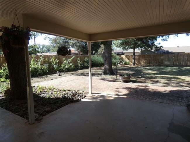 Building Photo - 1362 Beechwood Ln