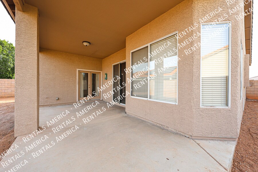 Building Photo - 3850 W Park View Ln