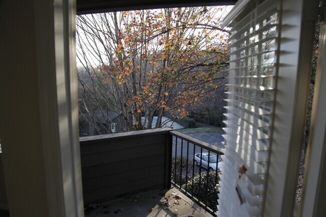 Building Photo - 2bd/2.5bth home in Southpark! Location, Lo...