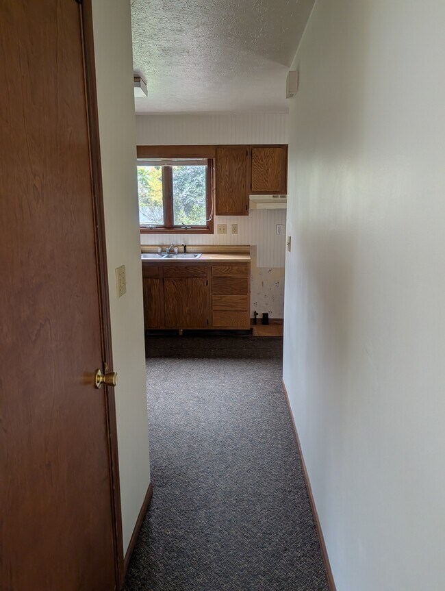 Building Photo - Third St Duplex
