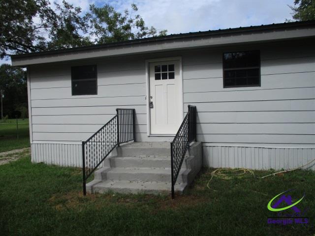 Building Photo - 202 3rd St