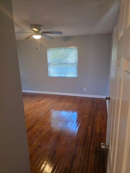 Main Master Bedroom - 2232 Ribault Scenic Dr
