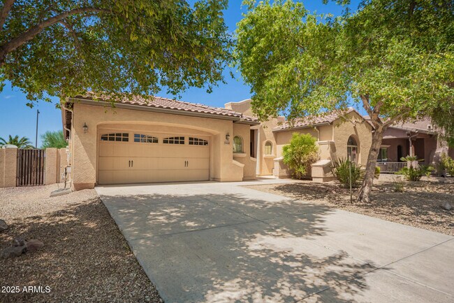 Building Photo - 15668 W Meadowbrook Ave