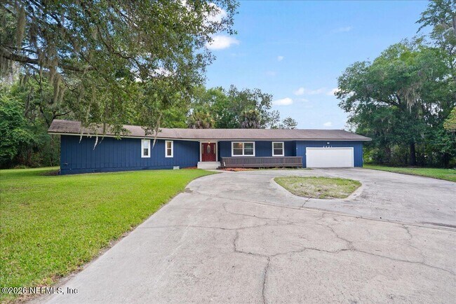 Building Photo - 2421 Dogwood Ln