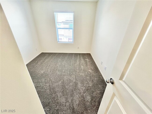 Building Photo - 9916 Bumblebee Hls St