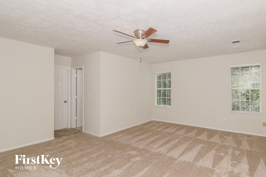 Building Photo - 797 Brittany Ct