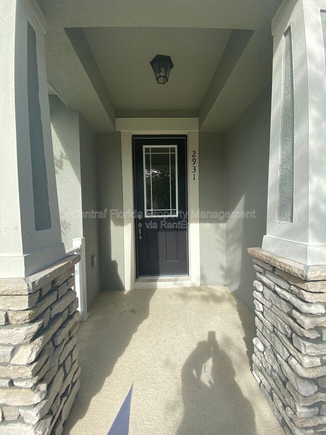 Building Photo - 2931 Windmill Dr